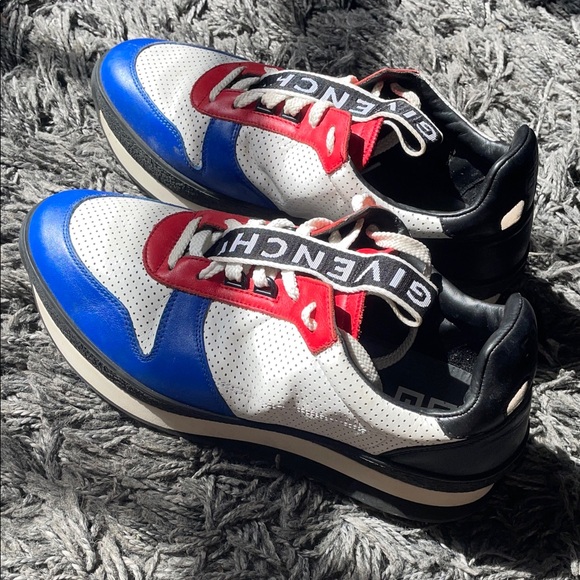 Givenchy Men's Tricolor white red blue Sneakers T3 Runner size 43 - Picture 8 of 11